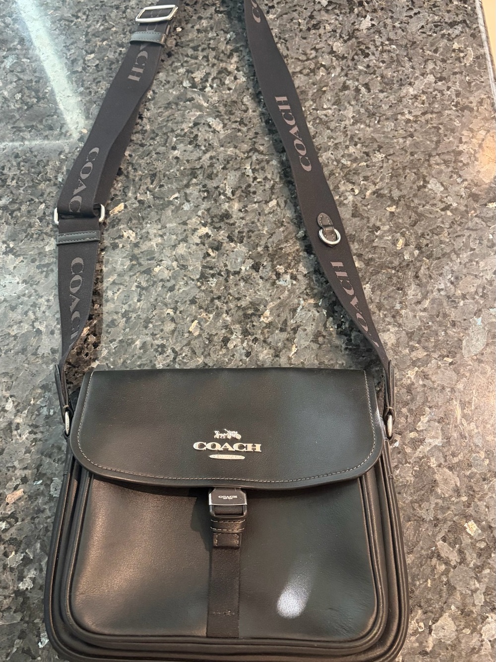 Coach Black Leather Men’s Messenger Bag with Branded Strap